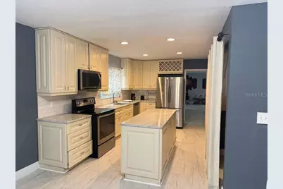 4107 Hudson Way, Tampa, FL 33618 - Photo 4