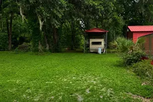 12253 E Berry Ln, Floral City, FL 34436 - Photo 10
