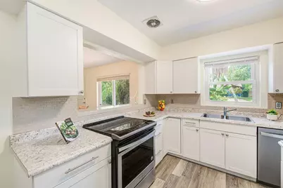 14079 Victoria Road, Largo, FL 33774 - Photo 10