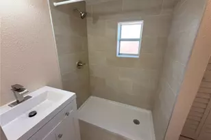 2514 W St John St, Tampa, FL 33607 - Photo 22