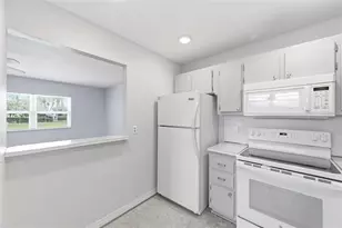 1801 Bedford Terrace, Sun City Center, FL 33573 - Photo 14