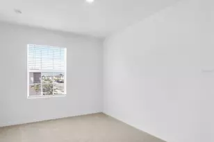 2541 Sunray Venus Wy, Ruskin, FL 33570 - Photo 6