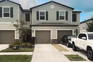 2541 Sunray Venus Wy, Ruskin, FL 33570 - Photo 2