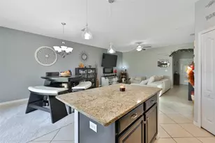 6370 Torrington Cir, Lakeland, FL 33811 - Photo 8