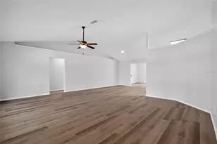 4632 31st Ct E, Bradenton, FL 34203 - Photo 6