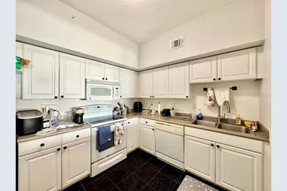 410 S Armenia Avenue #939A, Tampa, FL 33609 - Photo 8