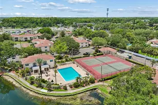 10344 Carrollwood Ln, Tampa, FL 33618 - Photo 44