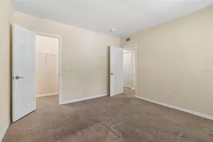 10344 Carrollwood Ln, Tampa, FL 33618 - Photo 30