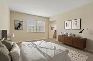 10344 Carrollwood Ln, Tampa, FL 33618 - Photo 24