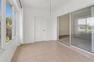 10344 Carrollwood Ln, Tampa, FL 33618 - Photo 20
