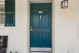 10344 Carrollwood Ln, Tampa, FL 33618 - Photo 2