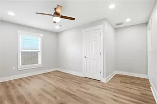 3610 28th St N, Saint Petersburg, FL 33713 - Photo 16