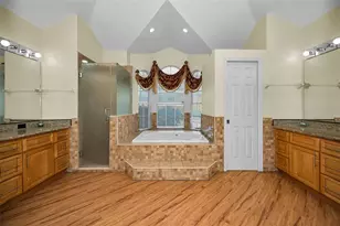 2714 Resnik Cir W, Palm Harbor, FL 34683 - Photo 20
