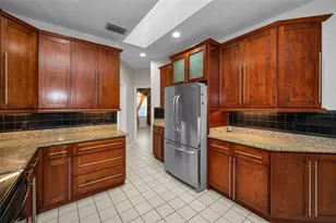 2714 Resnik Cir W, Palm Harbor, FL 34683 - Photo 12