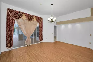2714 Resnik Cir W, Palm Harbor, FL 34683 - Photo 8