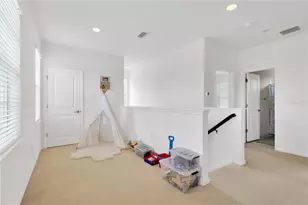 8307 Manor Club Cir, Tampa, FL 33647 - Photo 18