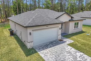 7565 N Santos Dr, Citrus Springs, FL 34434 - Photo 10
