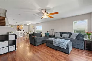 1977 Searay Shore Dr, Clearwater, FL 33763 - Photo 14