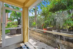 1977 Searay Shore Dr, Clearwater, FL 33763 - Photo 16