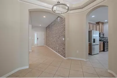 11318 Coventry Grove Circle, Lithia, FL 33547 - Photo 10