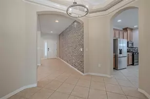 11318 Coventry Grove Cir, Lithia, FL 33547 - Photo 10