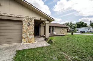 6907 Oldgate Cir, New Port Richey, FL 34655 - Photo 2