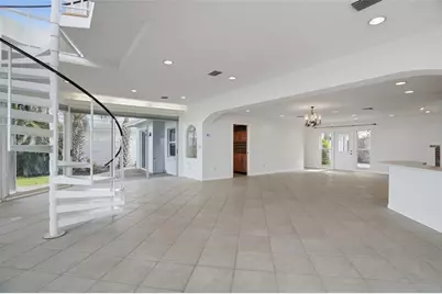 1832 Venetian Point Drive, Clearwater, FL 33755 - Photo 32
