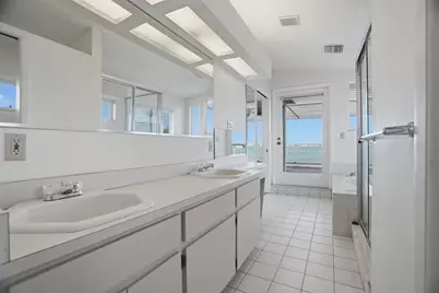 1832 Venetian Point Drive, Clearwater, FL 33755 - Photo 62