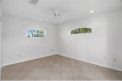 1832 Venetian Point Drive, Clearwater, FL 33755 - Photo 42