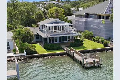1832 Venetian Point Drive, Clearwater, FL 33755 - Photo 2