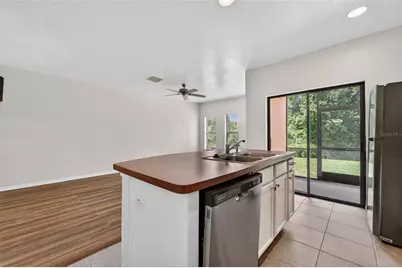 30132 Mossbank Drive, Wesley Chapel, FL 33543 - Photo 24