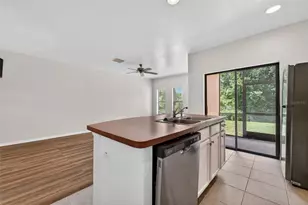 30132 Mossbank Dr, Wesley Chapel, FL 33543 - Photo 24