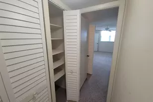 4890 Bay St NE, Saint Petersburg, FL 33703 - Photo 18