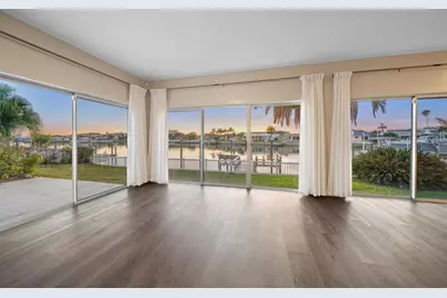 878 Harbor Island, Clearwater Beach, FL 33767 - Photo 12