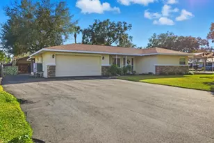 1840 NW 18th St, Crystal River, FL 34428 - Photo 1