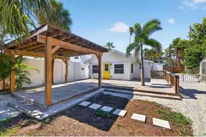 107 14th Avenue, Saint Pete Beach, FL 33706 - Photo 8
