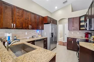1817 Wood Bend St, Tarpon Springs, FL 34689 - Photo 16