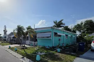 609 50th Ave W, Bradenton, FL 34207 - Photo 2