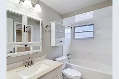 7010 Cobblewood Court, Tampa, FL 33615 - Photo 38