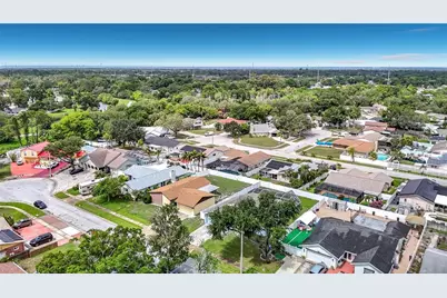 7010 Cobblewood Court, Tampa, FL 33615 - Photo 2