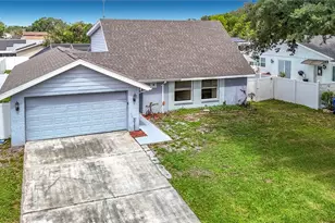 7010 Cobblewood Ct, Tampa, FL 33615 - Photo 6