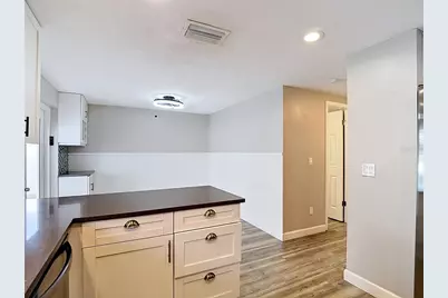 7010 Cobblewood Court, Tampa, FL 33615 - Photo 22