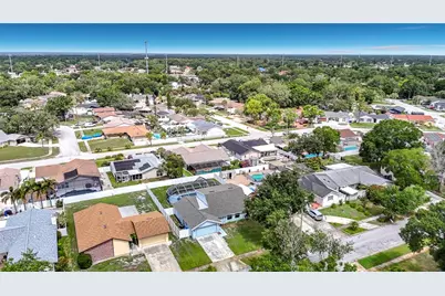 7010 Cobblewood Court, Tampa, FL 33615 - Photo 4