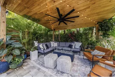 2450 Burlington Avenue N, Saint Petersburg, FL 33713 - Photo 42