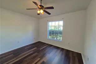 6833 Runner Oak Dr, Zephyrhills, FL 33545 - Photo 4