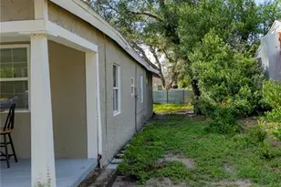 1906 E Caracas St, Tampa, FL 33610 - Photo 2
