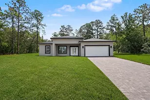 7945 N Ibsen Dr, Citrus Springs, FL 34433 - Photo 12