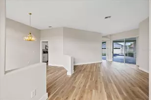 13417 Iola Dr, Tampa, FL 33626 - Photo 4