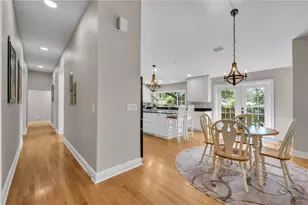 6606 Glencoe Dr, Tampa, FL 33617 - Photo 10