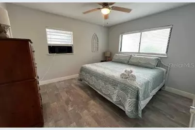 709 W Bayshore Drive, Tarpon Springs, FL 34689 - Photo 6